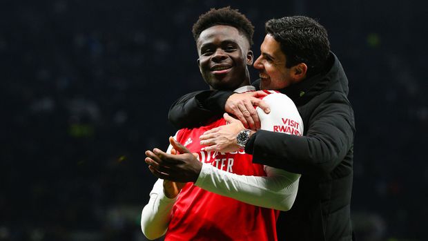 Lescott: Saka's long-term Arsenal future is in Arteta's hands