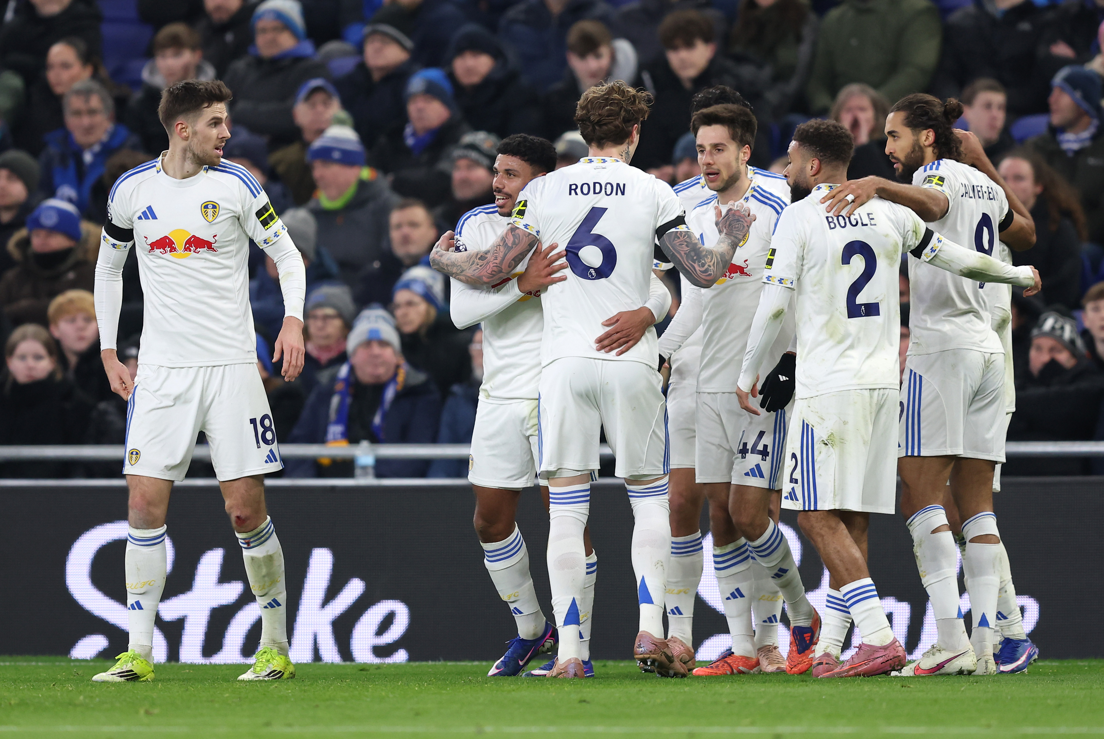 Leeds shine at Everton as Barry cancels Justin opener