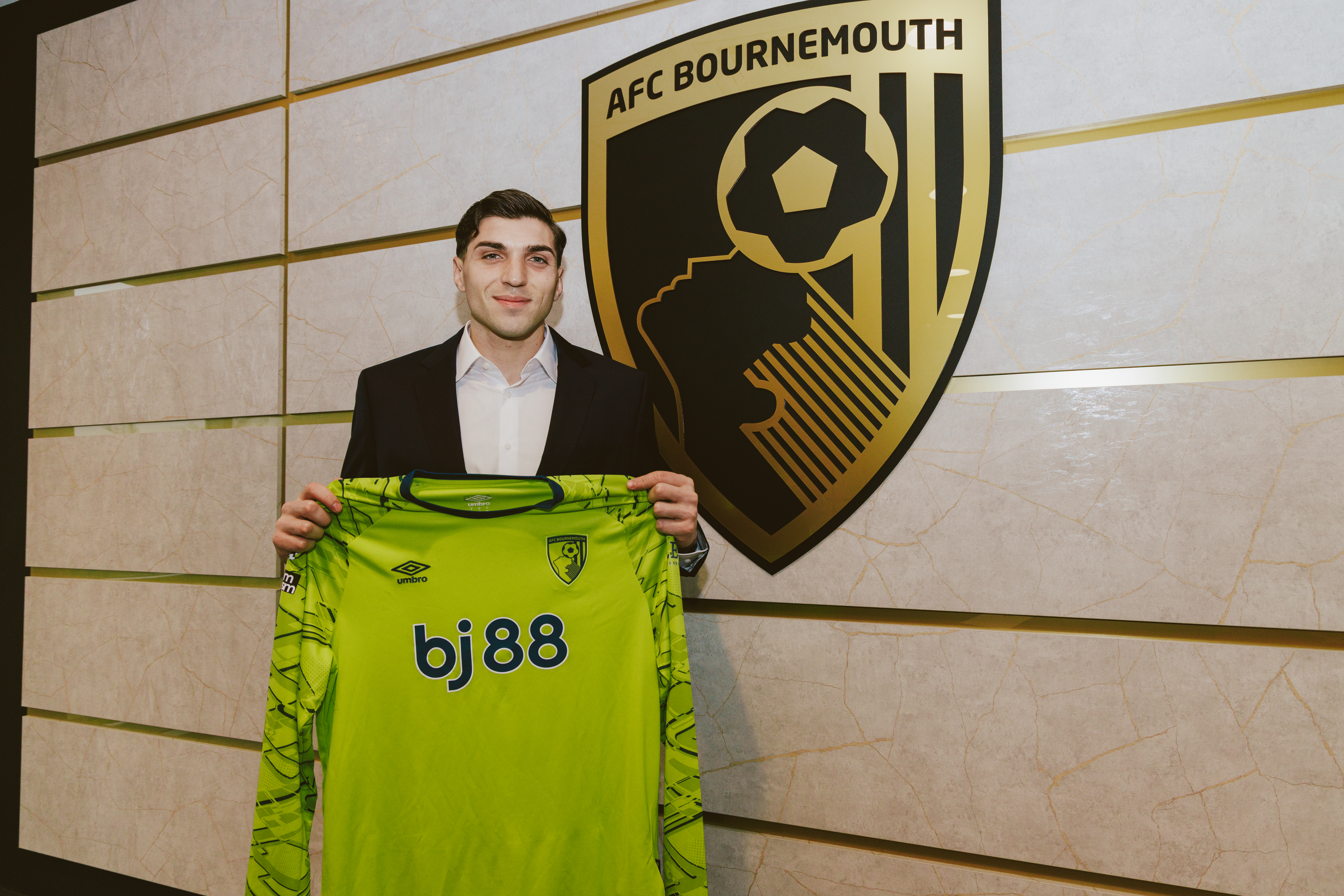 Bournemouth move for Inter’s Luis Henrique on loan