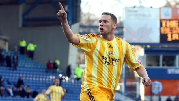 Newcastle won the Championship in 2009-10 wearing a unique yellow away shirt