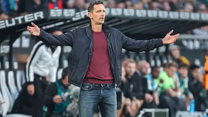 Dino Toppmoller's Eintracht Frankfurt thrashed Galatasaray 5-1 in their Champions League opener