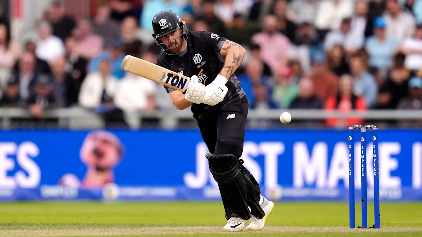 Phil Salt opened his Hundred campaign with 60 off 41 balls in Manchester Originals' defeat to Southern Brave