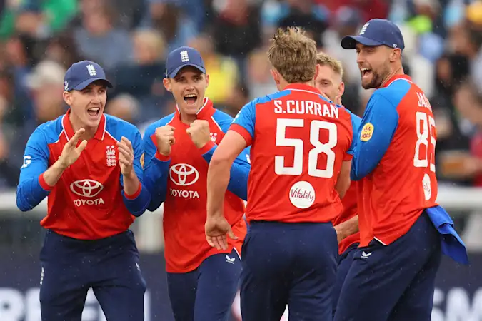England will look to take a series lead in Manchester