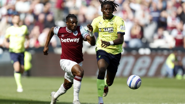 West Ham United’s Mohammed Kudus and Southampton’s Lesley Ugochukwu (right) (Nigel French/PA)