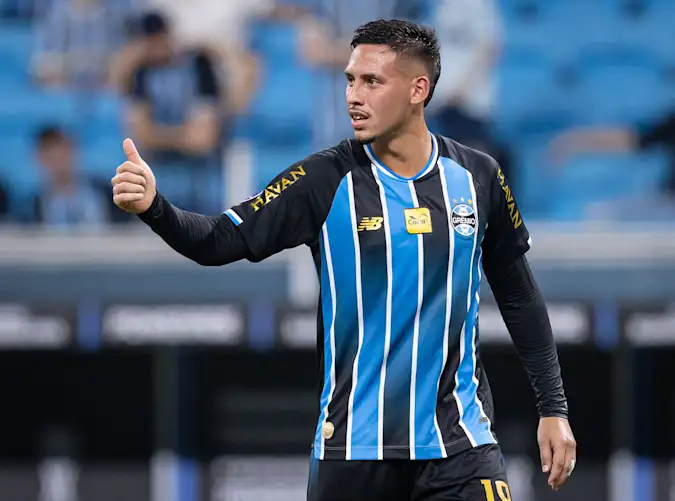 Bolivas x Gremio Credit Alamy