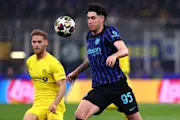 Liverpool and Arsenal Join Barcelona in £100m Alessandro Bastoni Transfer Race with Inter Milan Reluctant to Sell