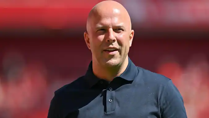Arne Slot's Liverpool will be looking to bounce back when they visit Chelsea on Saturday evening