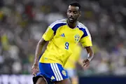 Alexander Isak in action for Sweden in a World Cup 2026 group game against Tunisia.