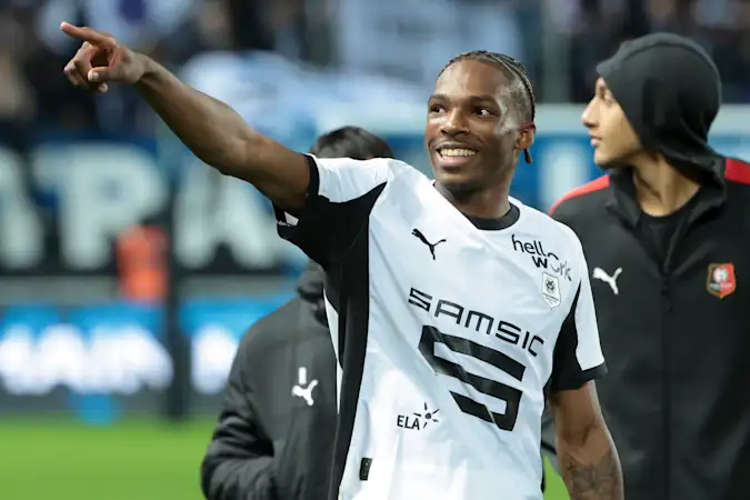 Chelsea are looking to land Jacquet this month