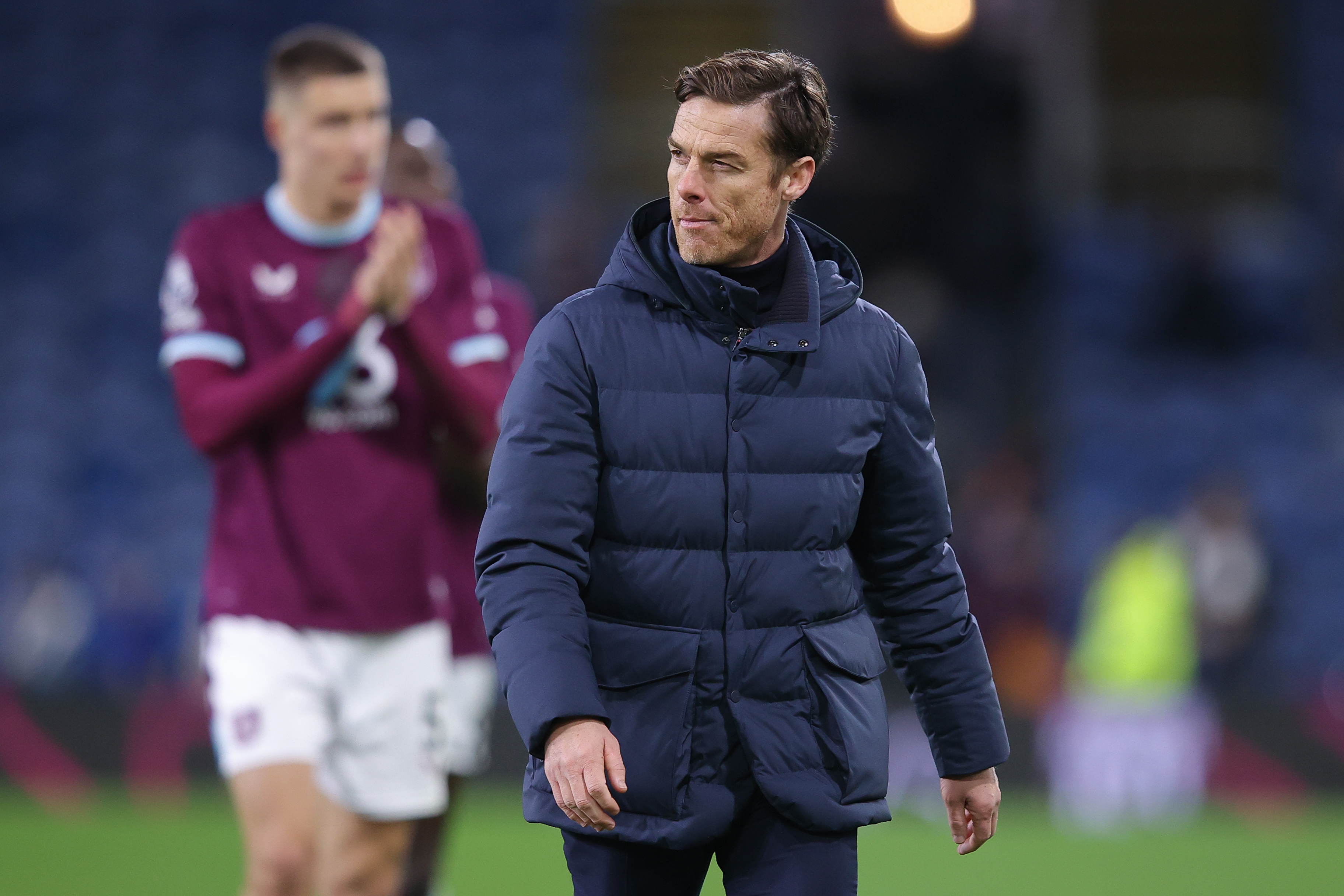 Beşiktaş move for Hartman as Parker seeks guidance