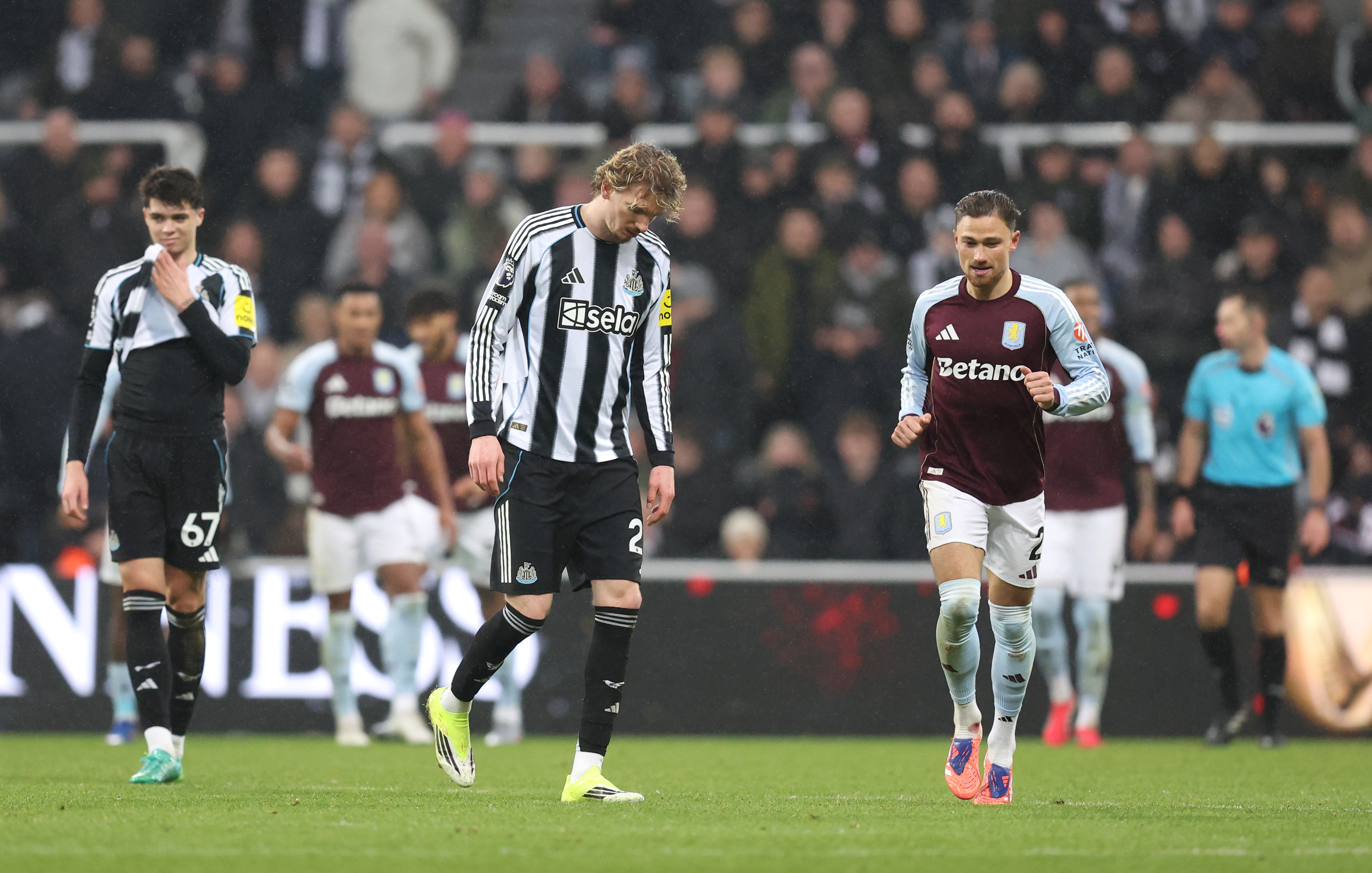Newcastle trim squad and eye PSG test