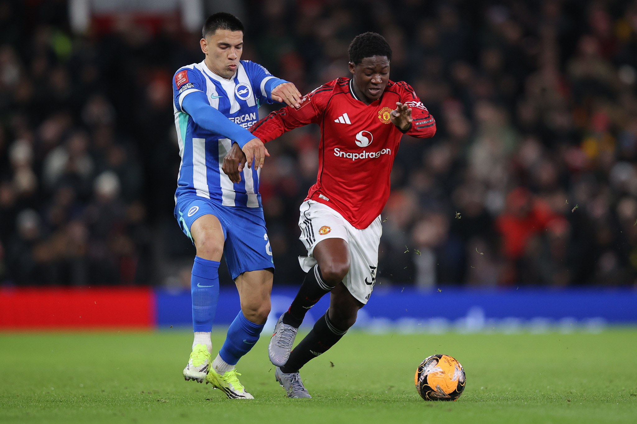 Mainoo is set to stay at Man Utd