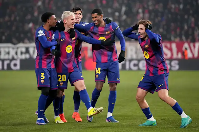 Barcelona’s youth moves and Olmo shines in Prague