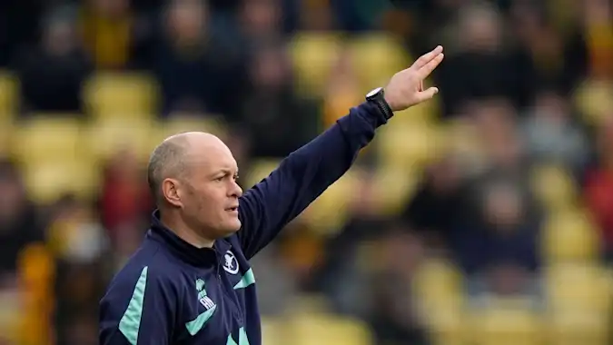 Alex Neil and his Millwall side are trying to force their way into the automatic promotion race 