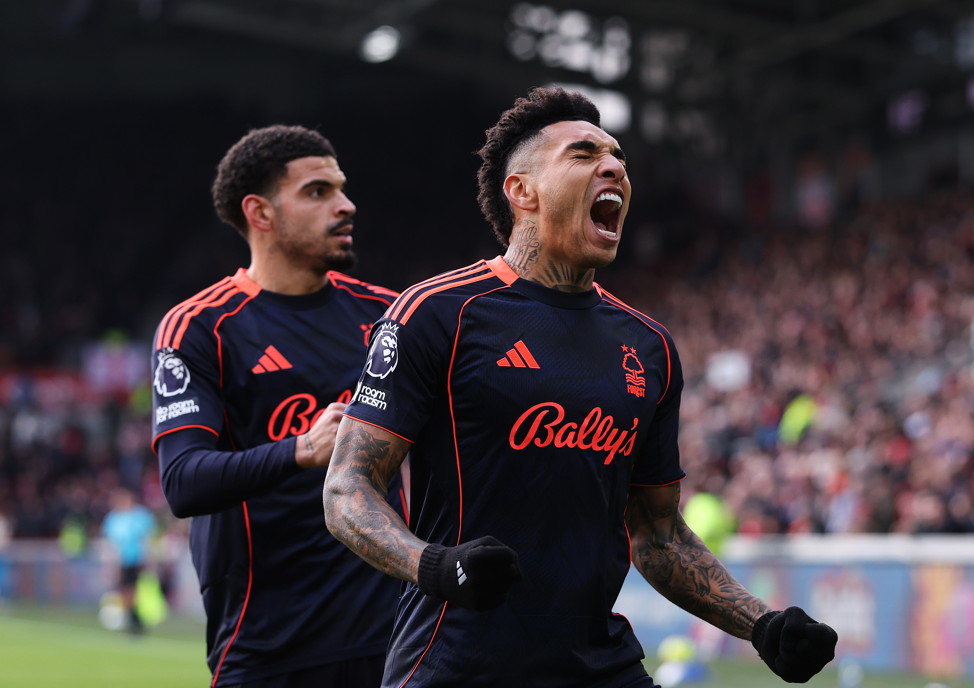 Paquetá bid heats up as West Ham scrap for survival