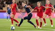 Title-chasing Gunners rocked by fresh Miedema knee injury