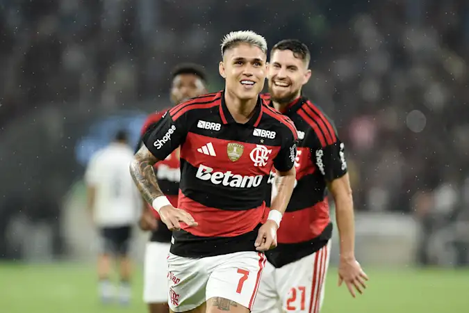 Chapecoenxe x Flamento Credit Alamy
