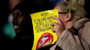 Sheffield Wednesday and Portsmouth share spoils amid fan protests