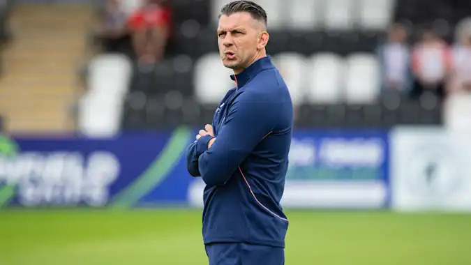 Matt Bloomfield will hope to help Oxford improve on just one win form their last eight league games.
