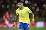 Raphinha in action for Brazil in a World Cup qualification fixture against Chile.