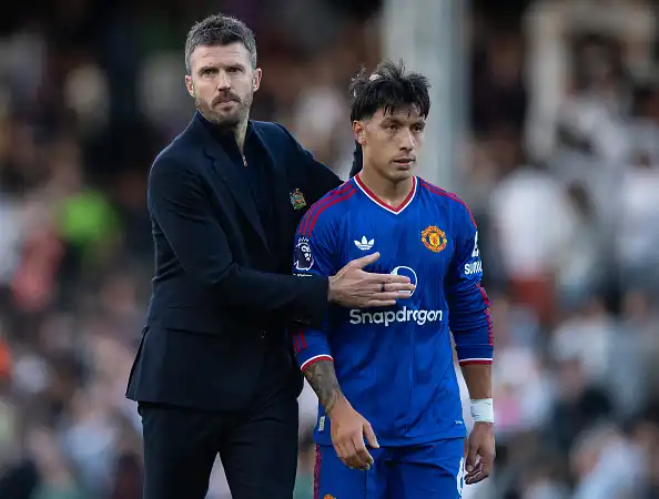Michael Carrick consoles Lisandro Martinez following Man Utd's 1-1 draw with Fulham